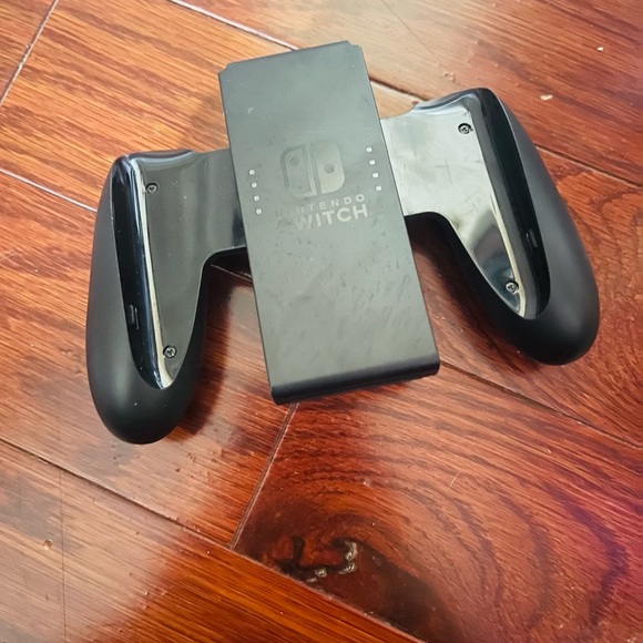 Nintendo Switch!!!! - Picture 2 of 14